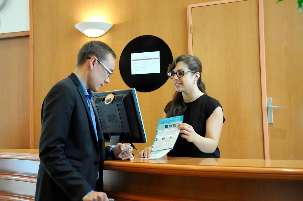 Mercure Rennes Centre Place Bretagne Hotel